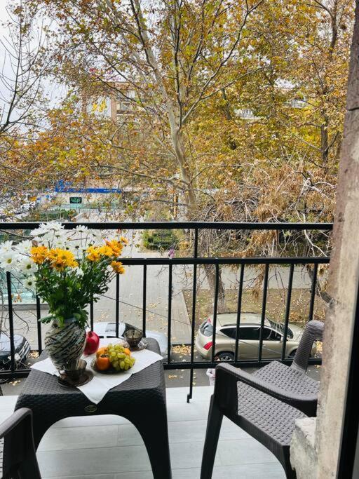 Spacious 2 Bedrooms In The Center Of Yerevan Bagian luar foto